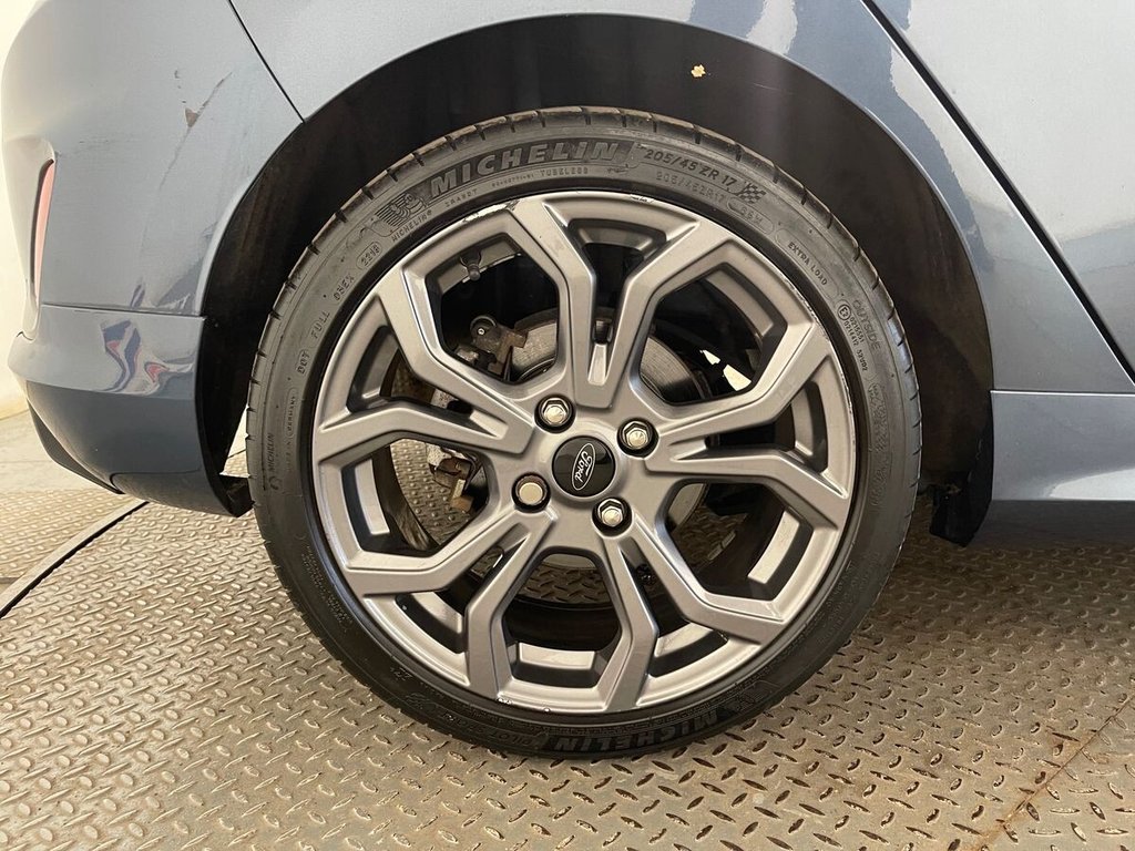 Used Ford Fiesta 2018 for sale - 76610272: Photo 32