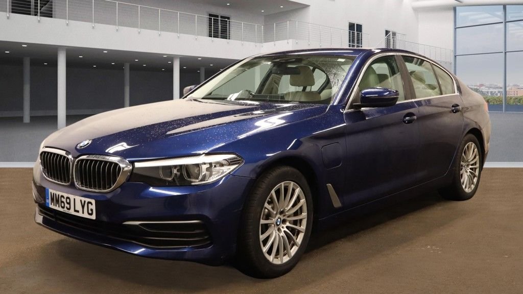 Used BMW 5 Series 2019 for sale - 77133287: Photo 2