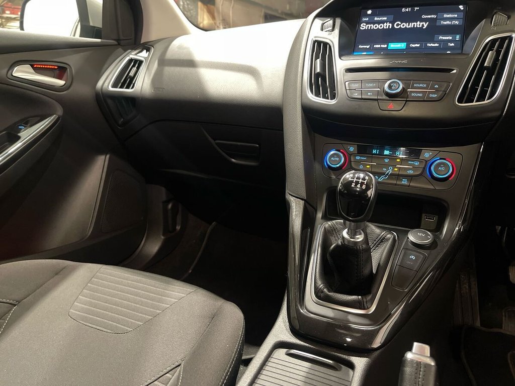 Used Ford Focus 2017 for sale - 76610247: Photo 16