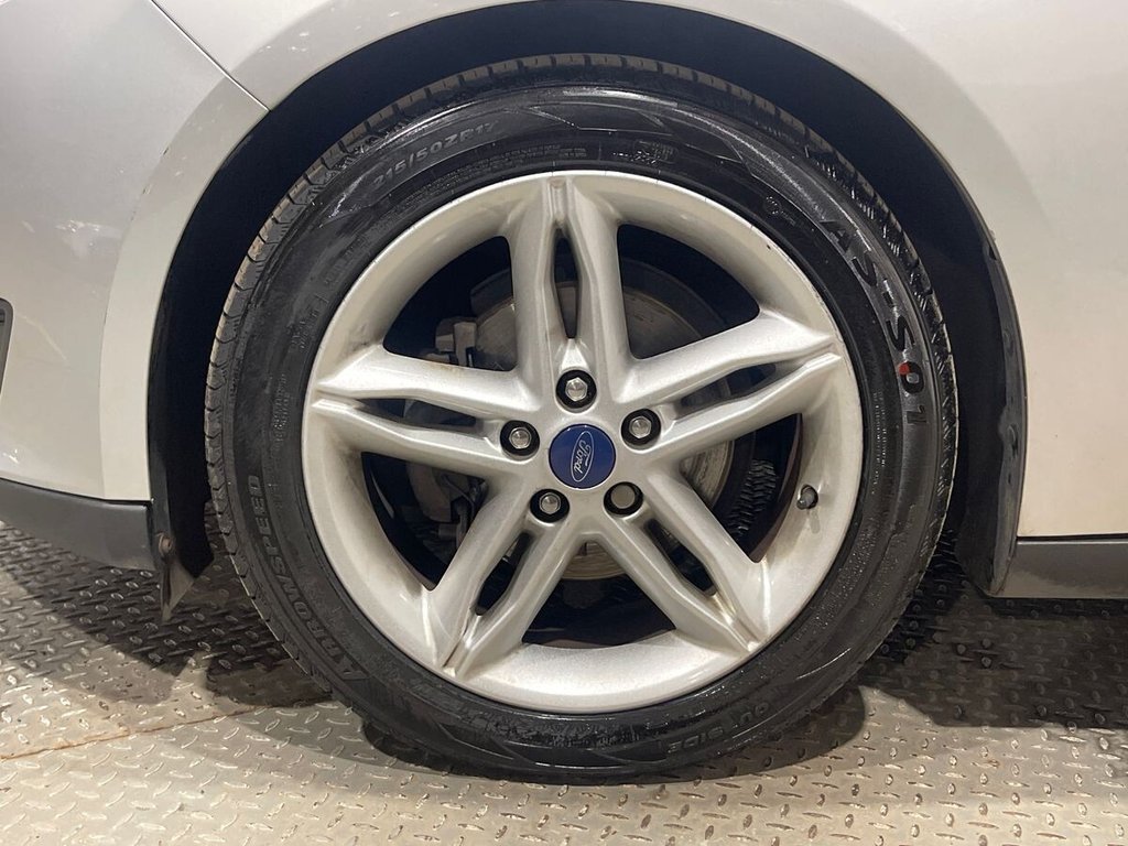 Used Ford Focus 2017 for sale - 76610247: Photo 32