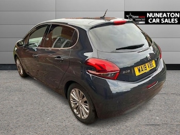 Used Peugeot 208 2018 for sale - 77360041: Photo