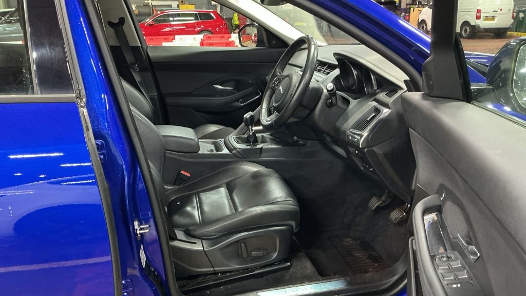 Used Jaguar E-Pace 2019 for sale - 77133724: Photo 9
