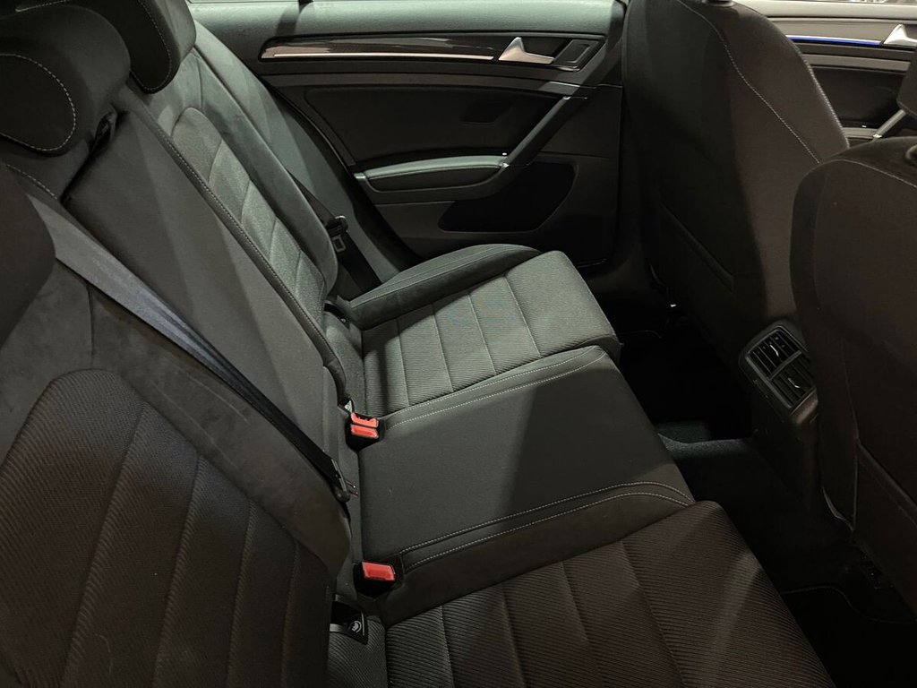 Used Volkswagen Golf 2017 for sale - 76900427: Photo 22