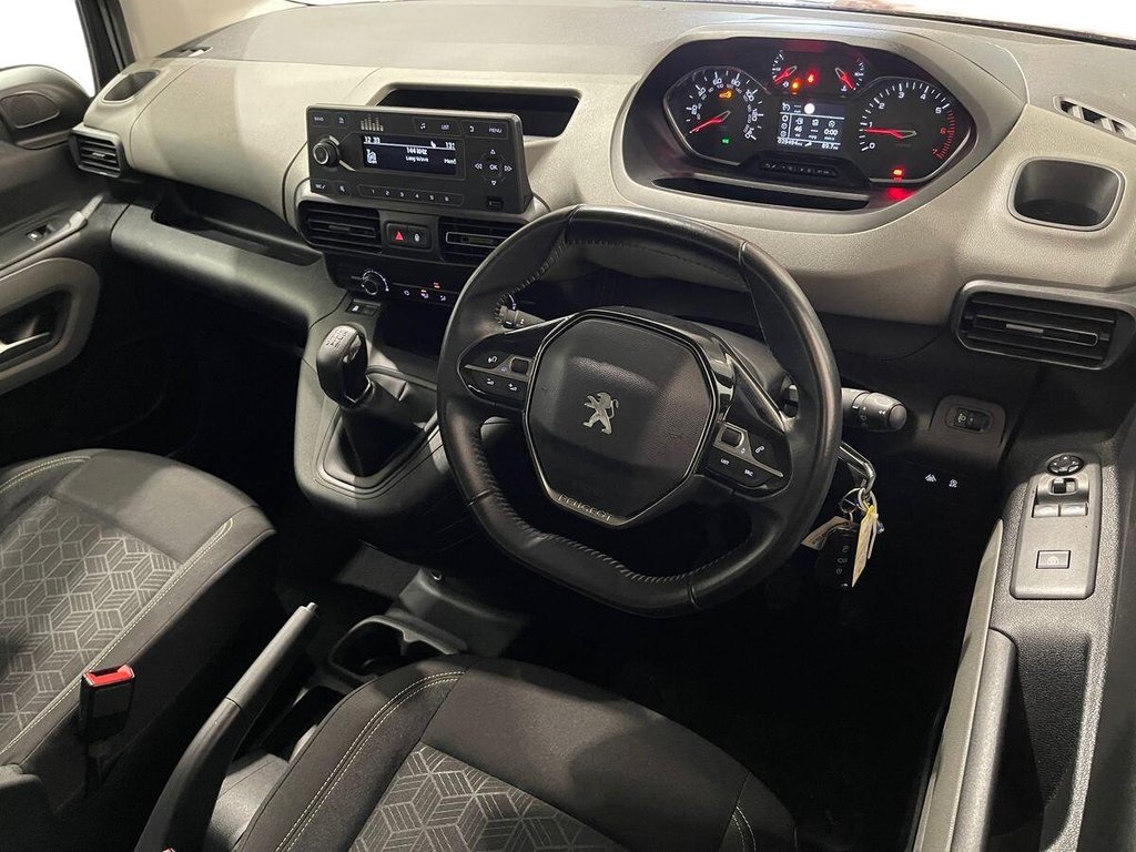 Used Peugeot Rifter 2020 for sale - 76558745: Photo 9
