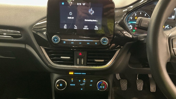 Used Ford Fiesta 2018 for sale - 76210070: Photo 8