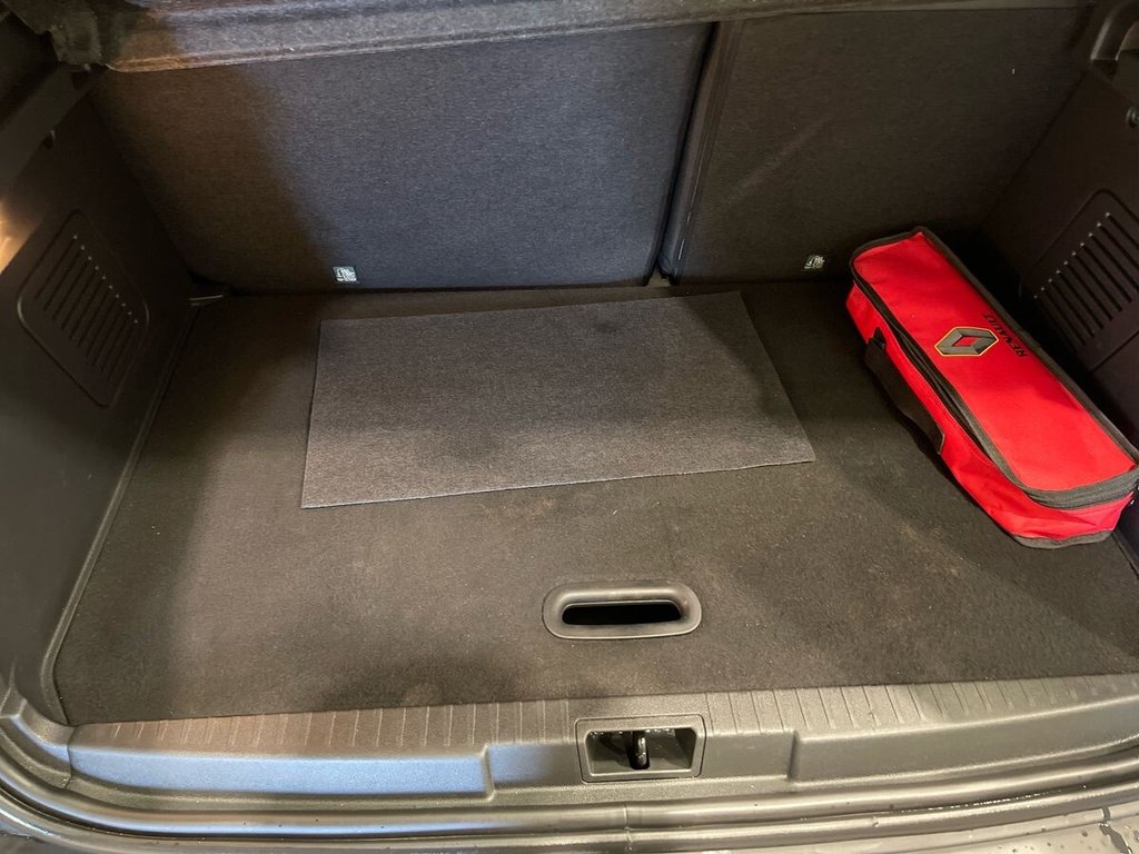 Used Renault Captur 2016 for sale - 76950223: Photo 28