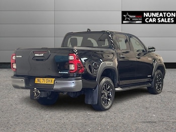 Used Toyota Hilux 2021 for sale - 75777201: Photo