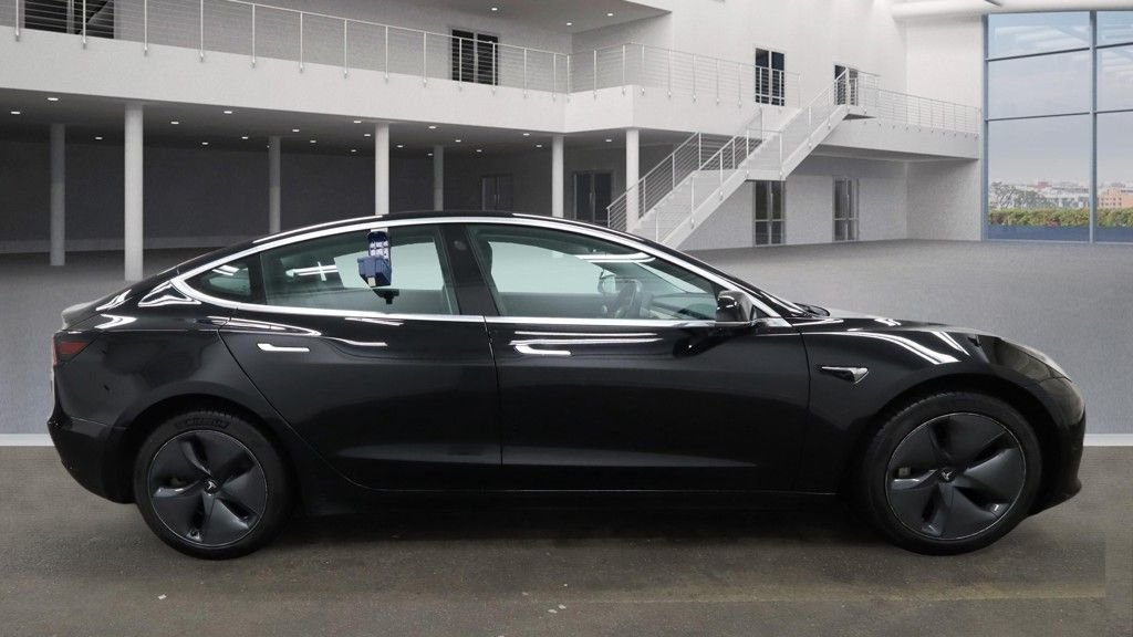 Used Tesla Model 3 2019 for sale - 77188457: Photo 17