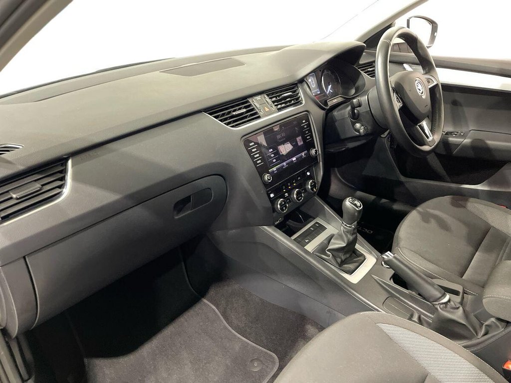 Used Skoda Octavia 2018 for sale - 77507952: Photo 14