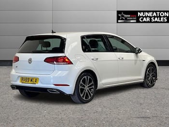 Used Volkswagen Golf 2019 for sale - 79805352: Photo