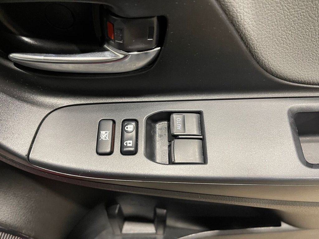 Used Toyota Yaris 2019 for sale - 77177941: Photo 18