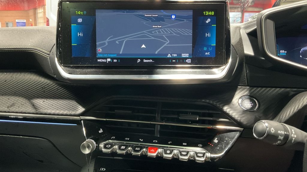 Used Peugeot E-2008 2020 for sale - 76635485: Photo 11