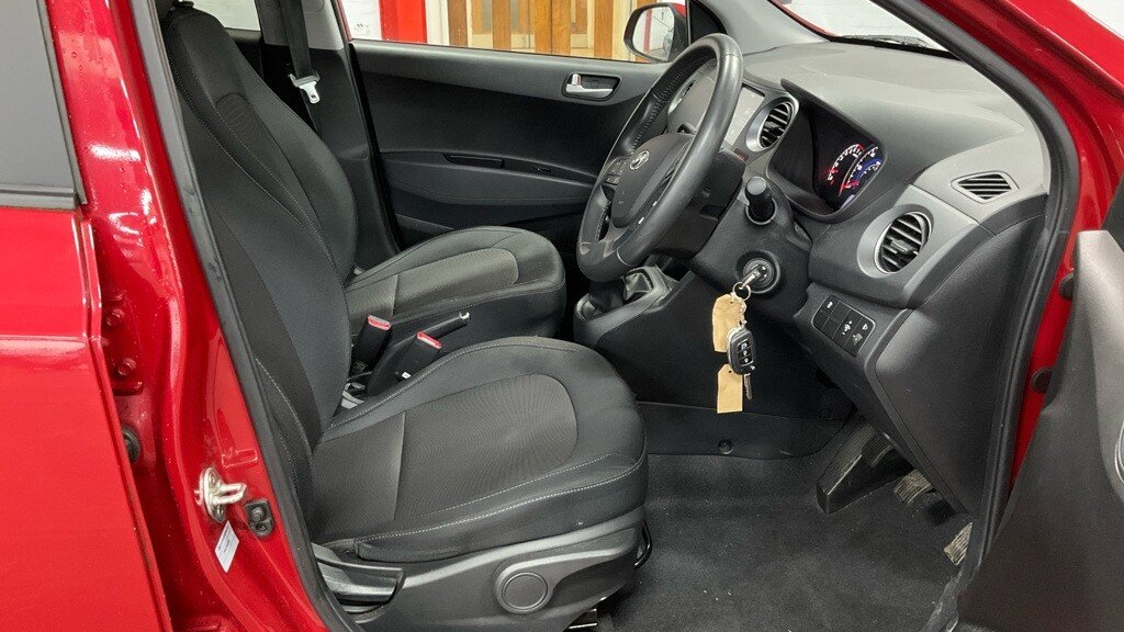 Used Hyundai i10 2018 for sale - 77483492: Photo 15