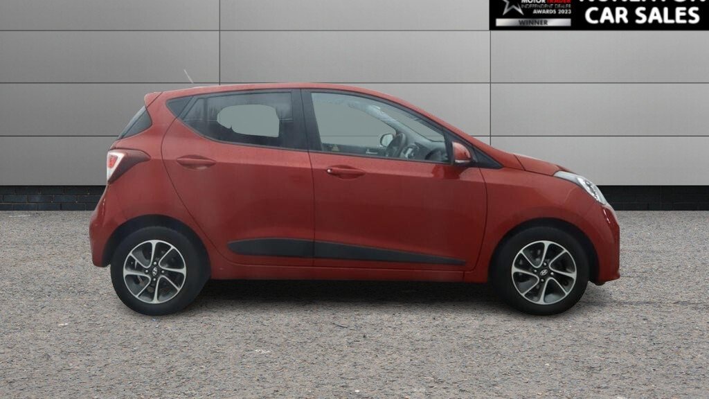 Used Hyundai i10 2018 for sale - 77483492: Photo 2