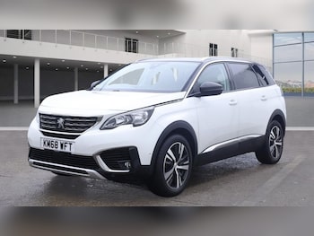 Used Peugeot 5008 2018 for sale - 76792257: Photo