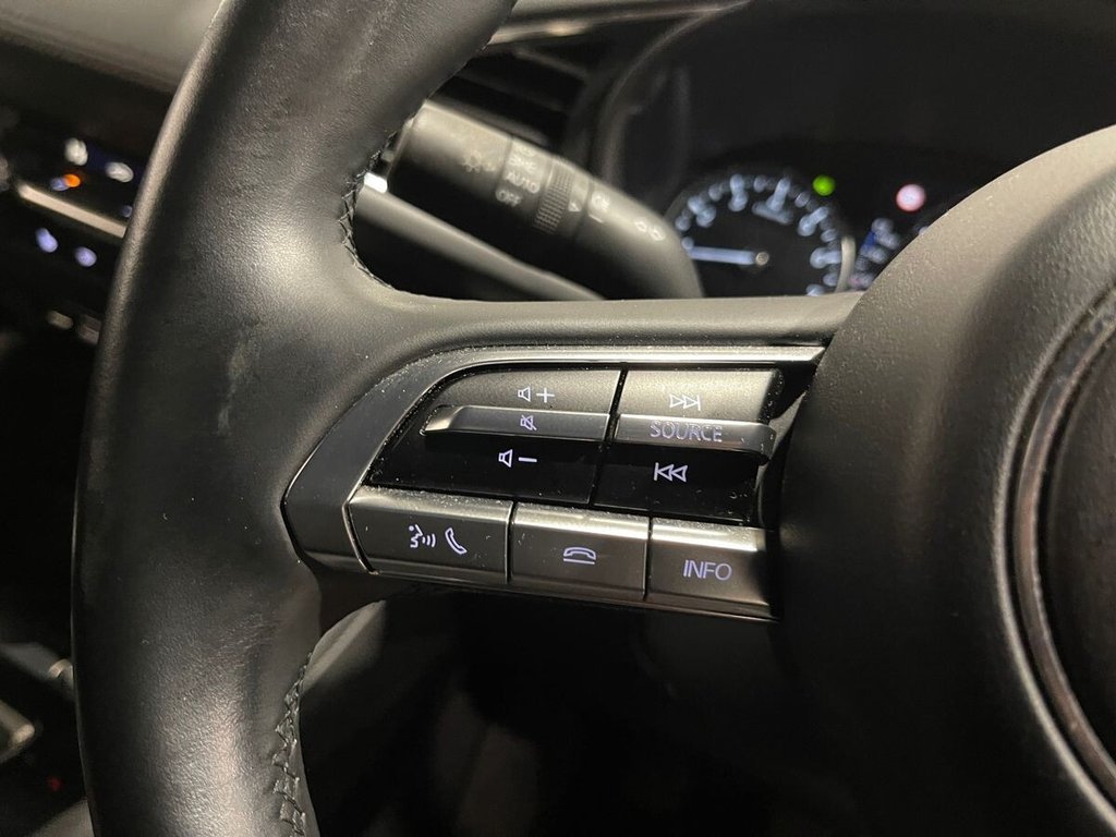 Used Mazda Mazda3 2020 for sale - 76670507: Photo 24