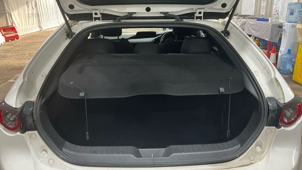 Used Mazda Mazda3 2020 for sale - 76670507: Photo 7