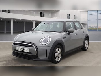 Used MINI Hatch 2022 for sale - 76910069: Photo