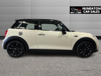 Used MINI Hatch 2018 for sale - 79818152: Photo