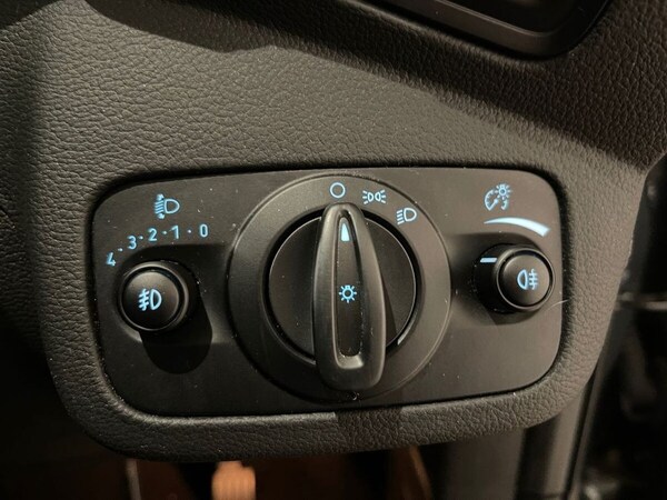 Used Ford Kuga 2017 for sale - 75992579: Photo 27