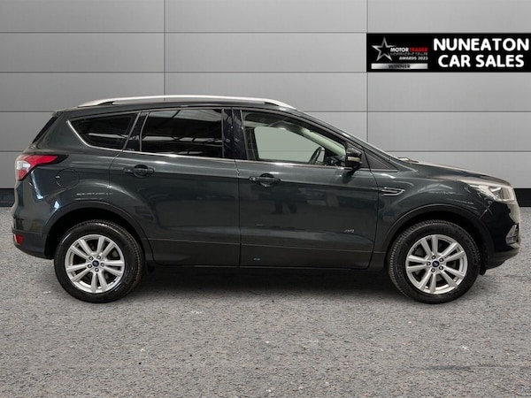 Used Ford Kuga 2017 for sale - 75992579: Photo 2