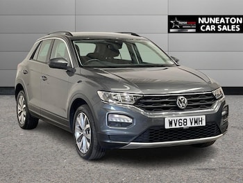 Used Volkswagen T-Roc 2018 for sale - 78487250: Photo