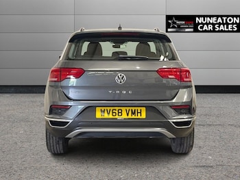Used Volkswagen T-Roc 2018 for sale - 78487250: Photo
