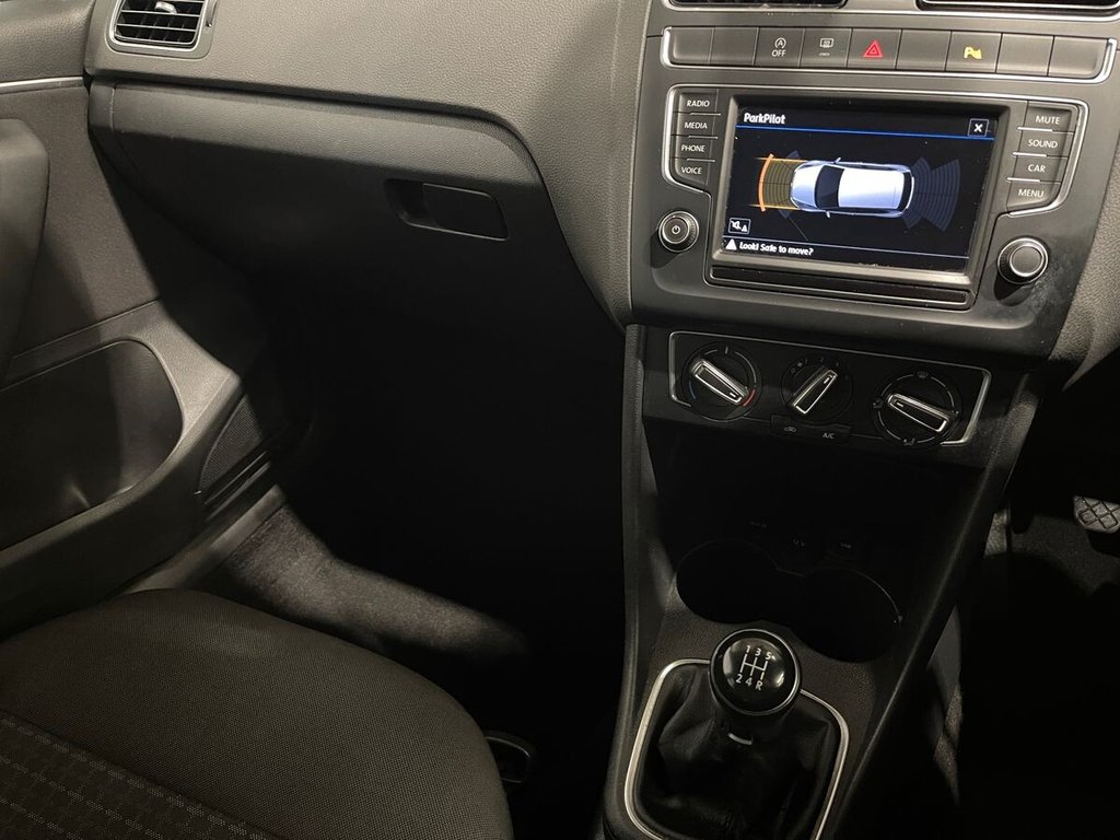 Used Volkswagen Polo 2017 for sale - 77053654: Photo 14