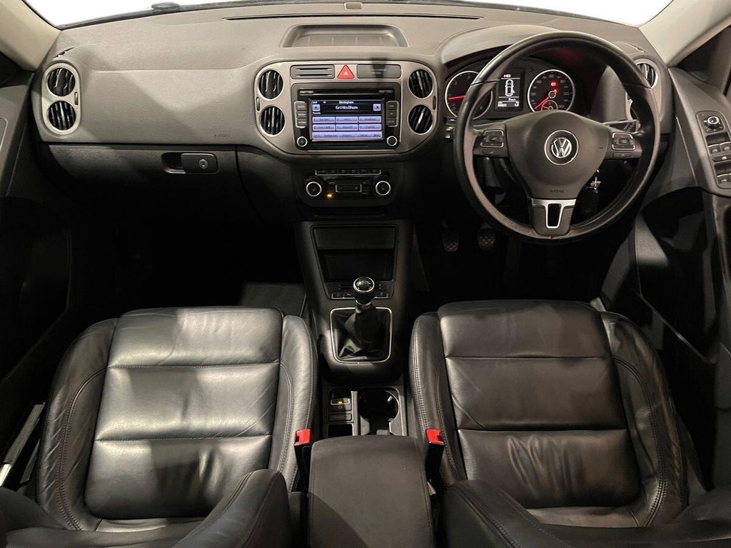 Used Volkswagen Tiguan 2010 for sale - 76797771: Photo 10