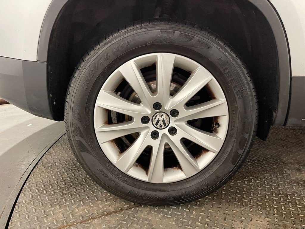 Used Volkswagen Tiguan 2010 for sale - 76797771: Photo 31