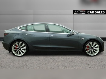 Used Tesla Model 3 2019 for sale - 77408518: Photo