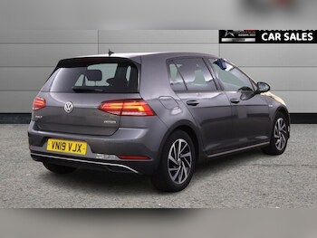 Used Volkswagen Golf 2019 for sale - 78943558: Photo