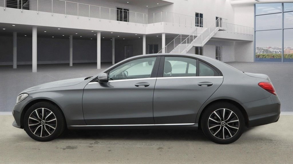 Used Mercedes-Benz C Class 2019 for sale - 77139817: Photo 6