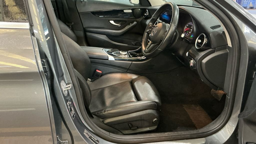 Used Mercedes-Benz C Class 2019 for sale - 77139817: Photo 9