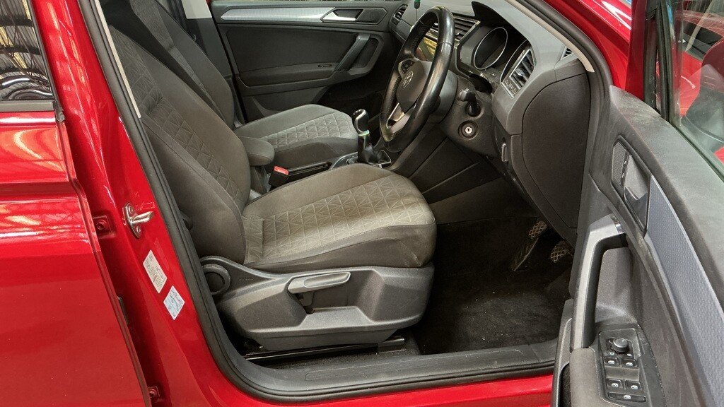 Used Volkswagen Tiguan 2021 for sale - 78083050: Photo 15