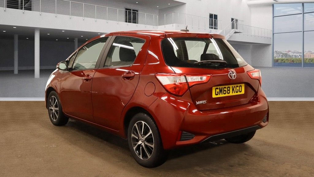 Used Toyota Yaris 2019 for sale - 76731147: Photo 3