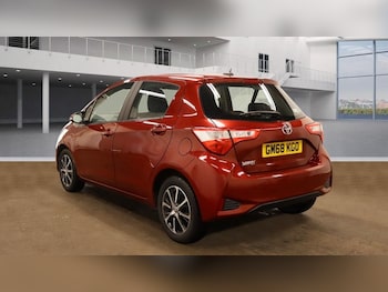 Used Toyota Yaris 2019 for sale - 76731147: Photo