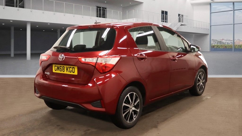 Used Toyota Yaris 2019 for sale - 76731147: Photo 4