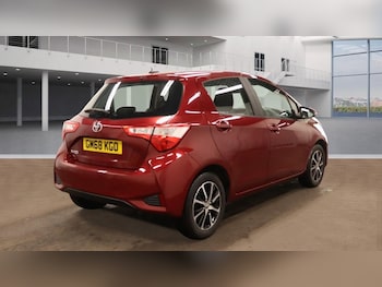 Used Toyota Yaris 2019 for sale - 76731147: Photo