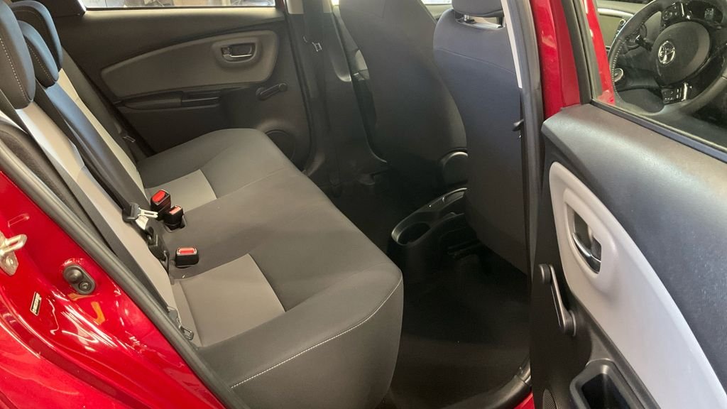 Used Toyota Yaris 2019 for sale - 76731147: Photo 8