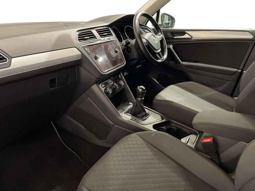 Used Volkswagen Tiguan 2019 for sale - 76570313: Photo 14