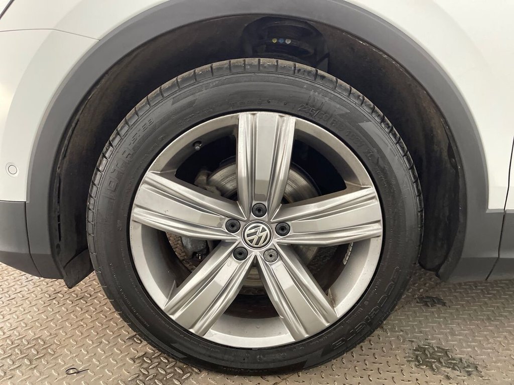 Used Volkswagen Tiguan 2019 for sale - 76570313: Photo 32