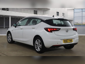 Used Vauxhall Astra 2017 for sale - 76280064: Photo