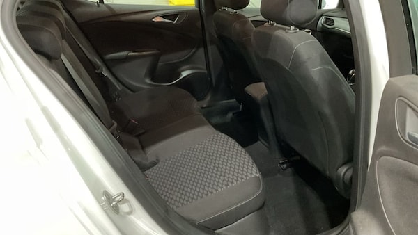 Used Vauxhall Astra 2017 for sale - 76280064: Photo 8