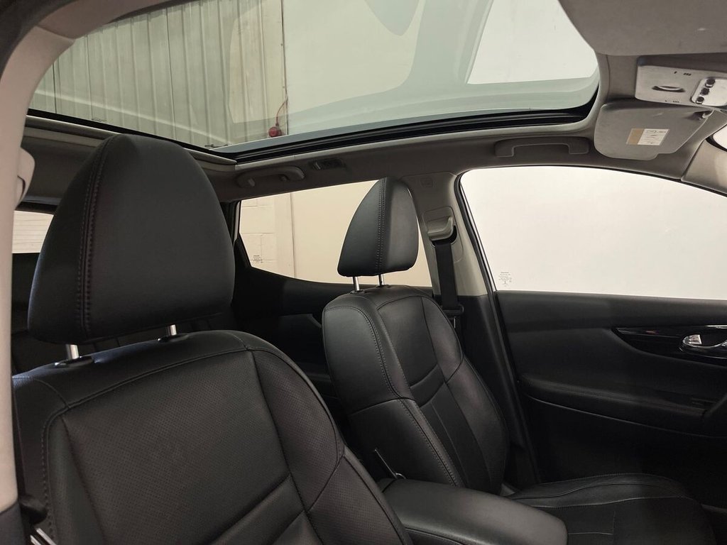 Used Nissan Qashqai 2017 for sale - 78158385: Photo 12