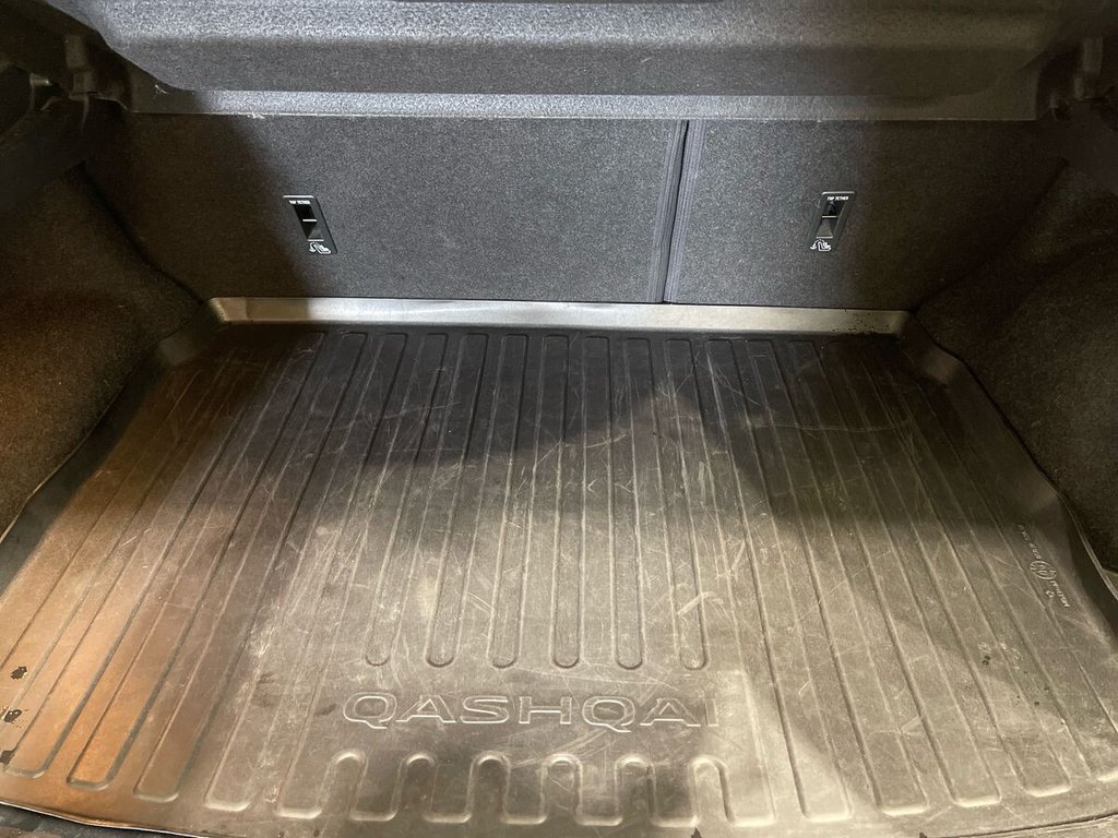 Used Nissan Qashqai 2017 for sale - 78158385: Photo 24