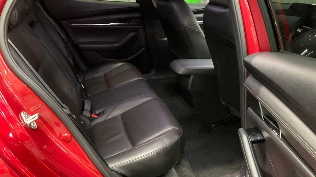 Used Mazda Mazda3 2019 for sale - 76768493: Photo 8