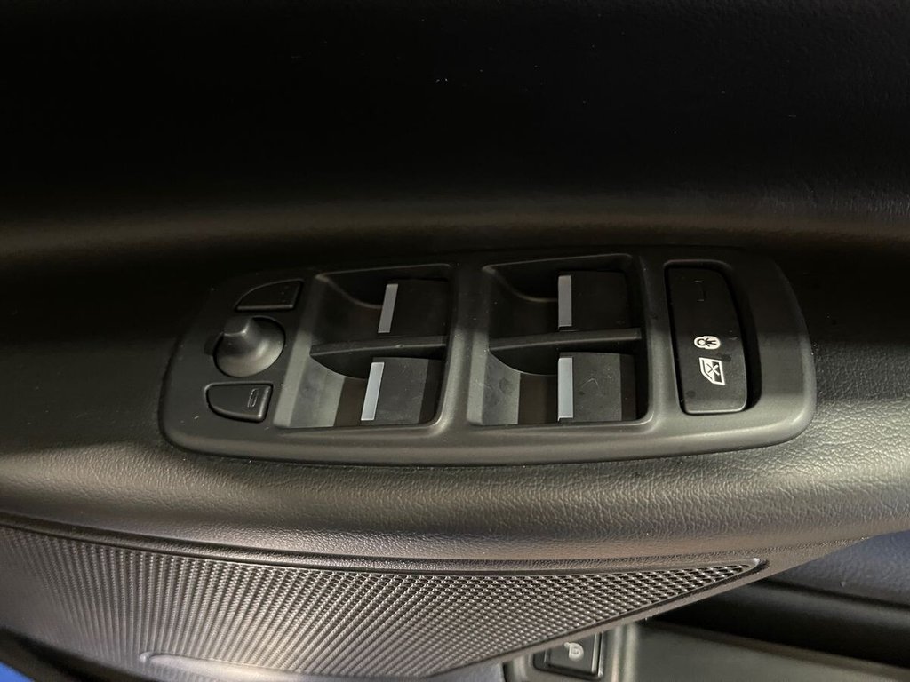 Used Jaguar XE 2015 for sale - 76406908: Photo 18