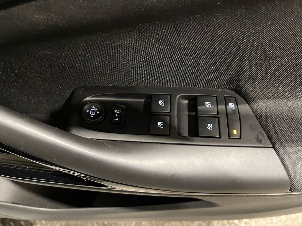 Used Vauxhall Astra 2019 for sale - 75986077: Photo 18