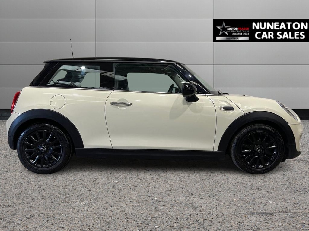 Used MINI Hatch 2018 for sale - 76386266: Photo 2